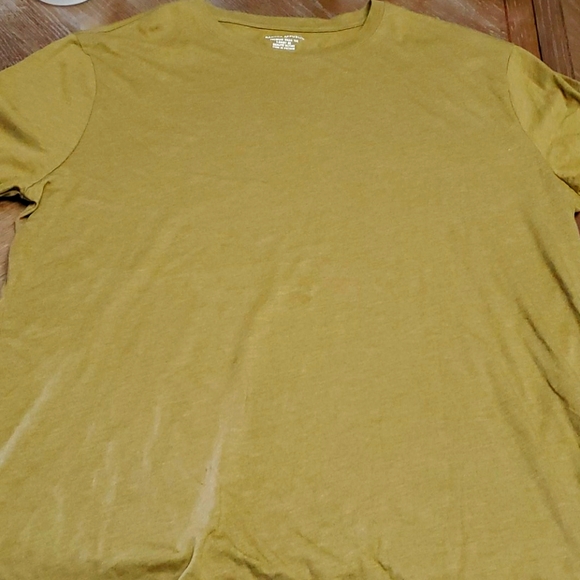Banana Republic Tshirt